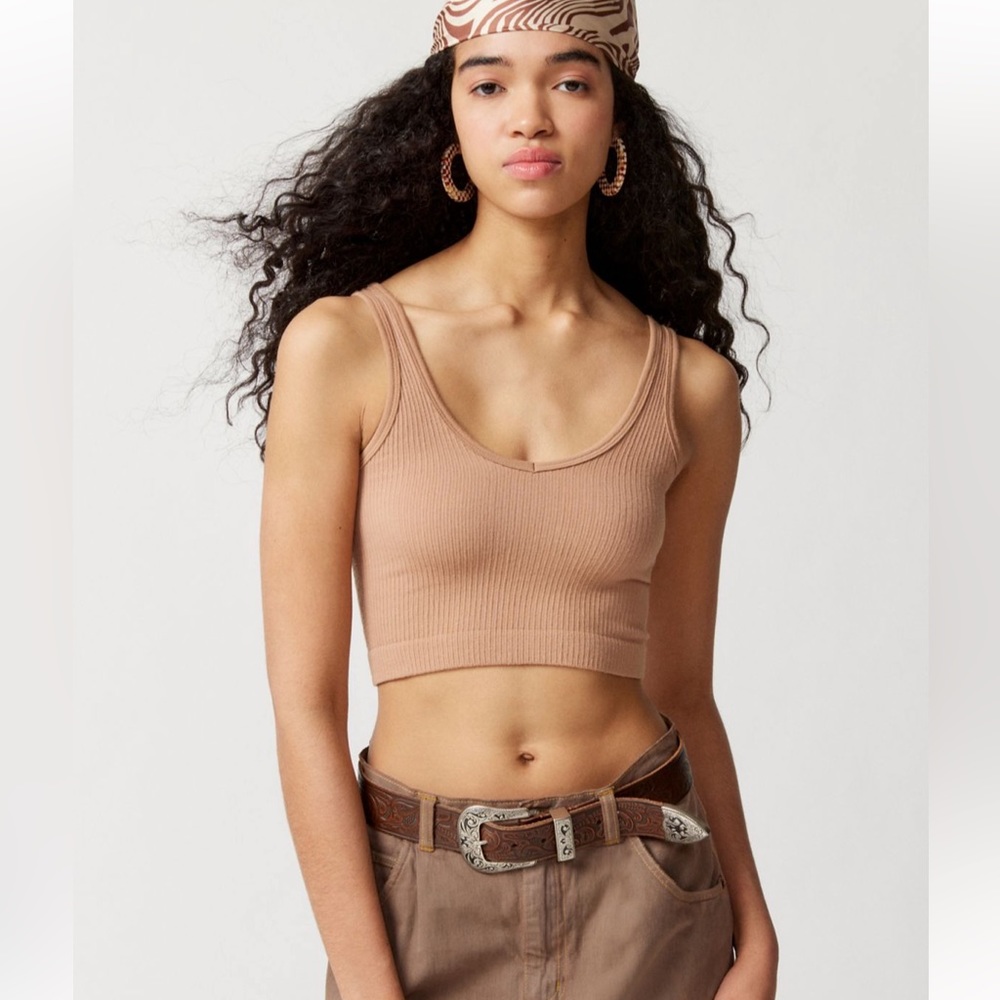 brand new urban outfitters tank seamless small